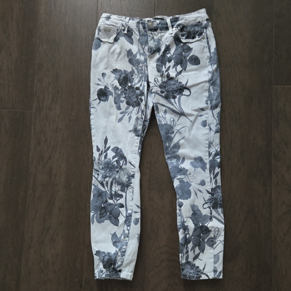 Nine West White And Blue Floral Women's Ankle Jeans